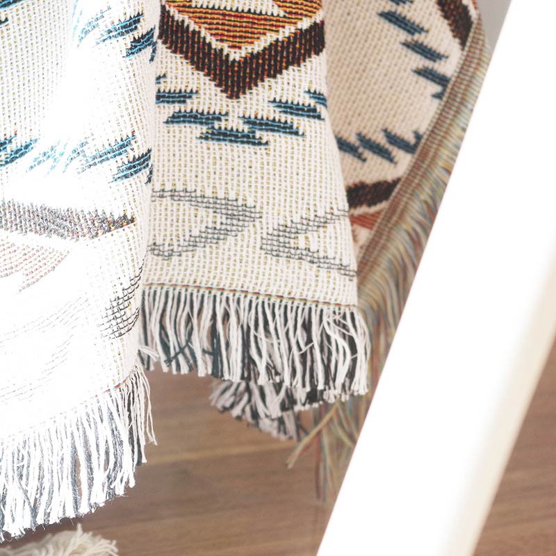 Bohemian-Strick-Loungedecke mit Quaste