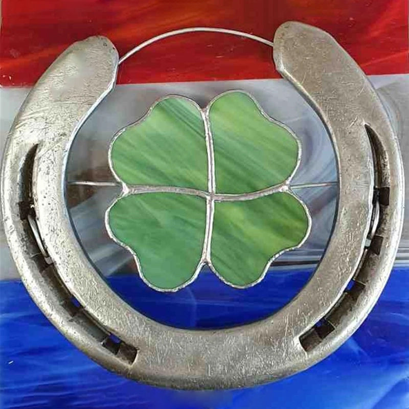 Vierblättriges Kleeblatt Glück Hufeisen