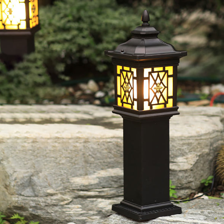 Traditionelles chinesisches wasserdichtes Palastdach rechteckiger Säulen-Aluminium-Glas 1-Licht Außenrasenlandschaftslicht für den Garten