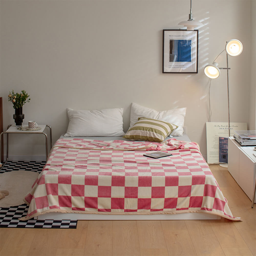 Kontrastierendes Schachbrett-Multipurpose-Flanell-Decke