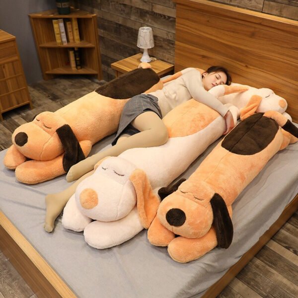 Süßes langes Hunde-Plüschkissen