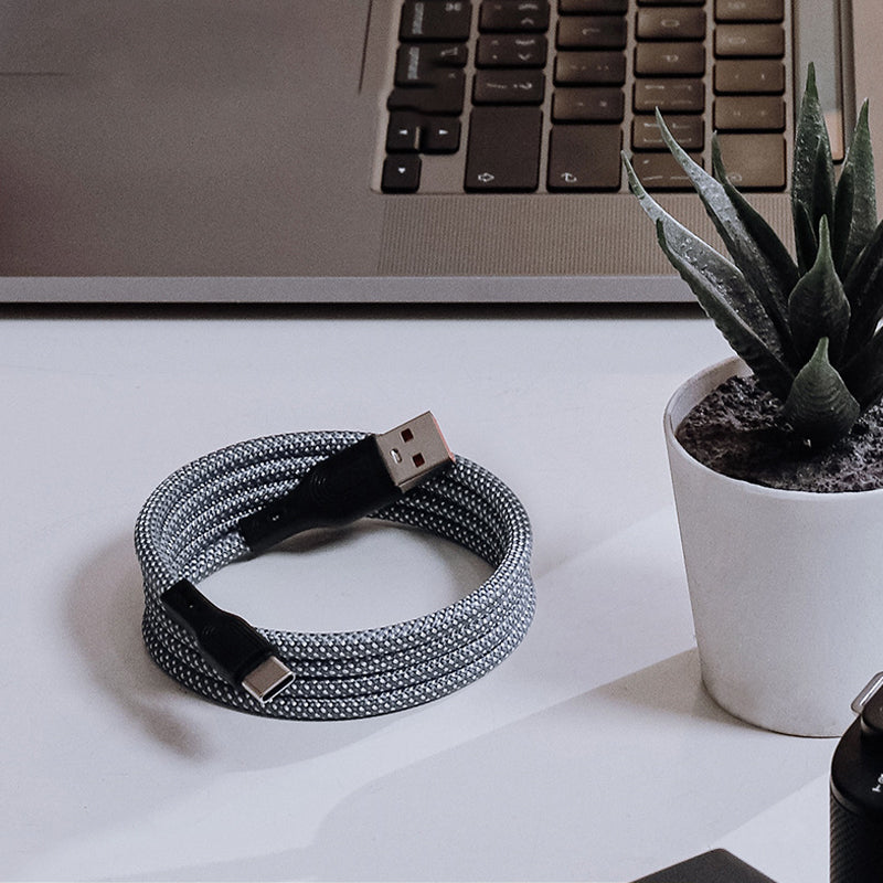 Magnetisch Organisierte Kabel