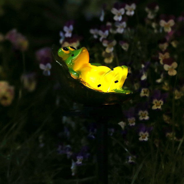 Moderne Art Deco wasserdicht Solar PP Kunststoffharz Frosch LED Landschaftsbeleuchtung Außenlicht für den Garten