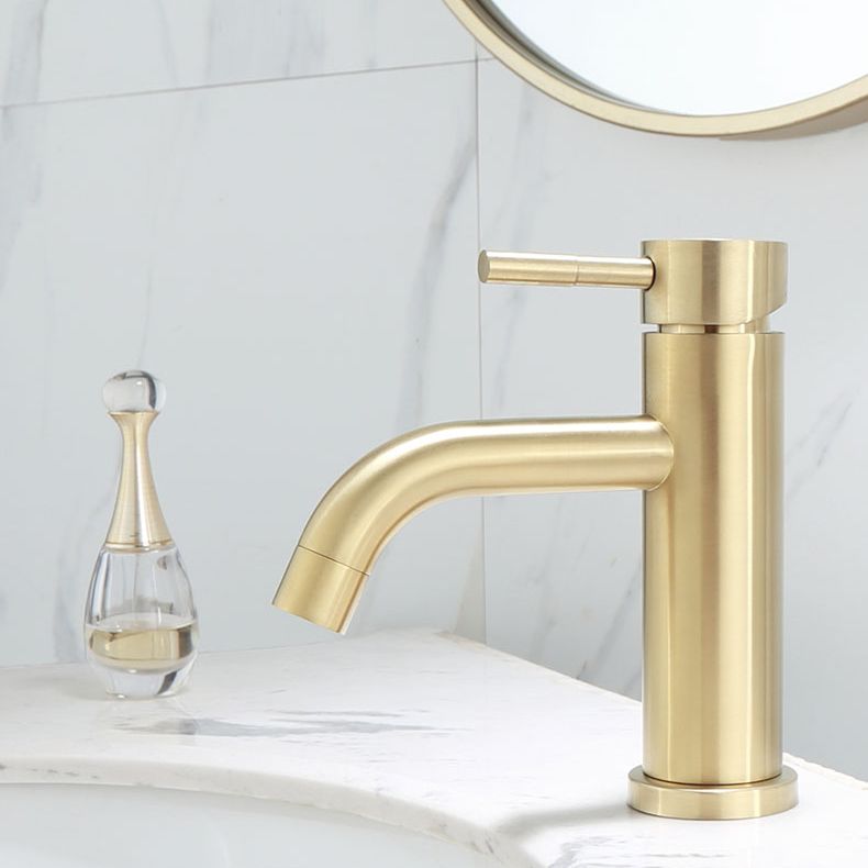 Sandsberg | Deck Mounted Roman Tub Faucet Low Arc Tub Faucet Set in Gold