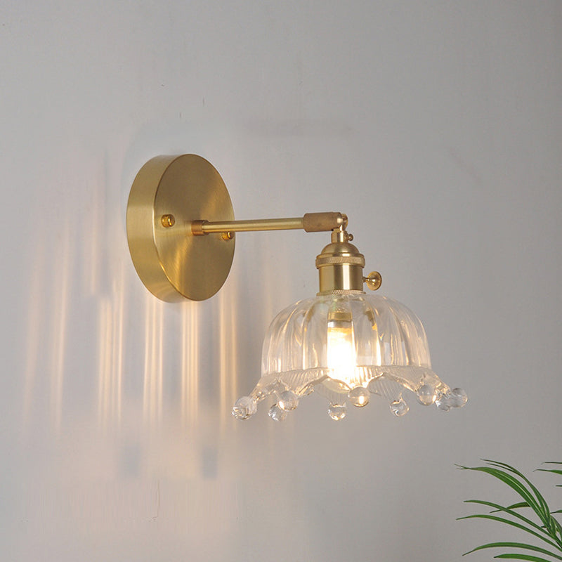 Eisen Messing-Finish Wandleselampe Schwenkarm 1-Licht Industrielle Wandmontierte Lampe mit Blüte/Schale Klarglas-Schirm