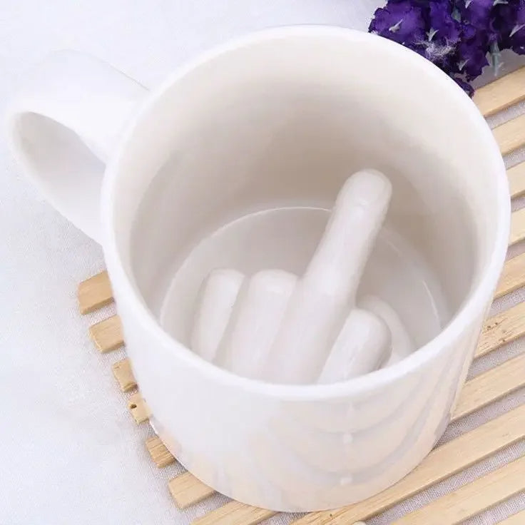 Sandsberg Mittelfinger Keramikbecher | Lustige Geschenkidee | Hochwertige Tasse | Büro & Zuhause