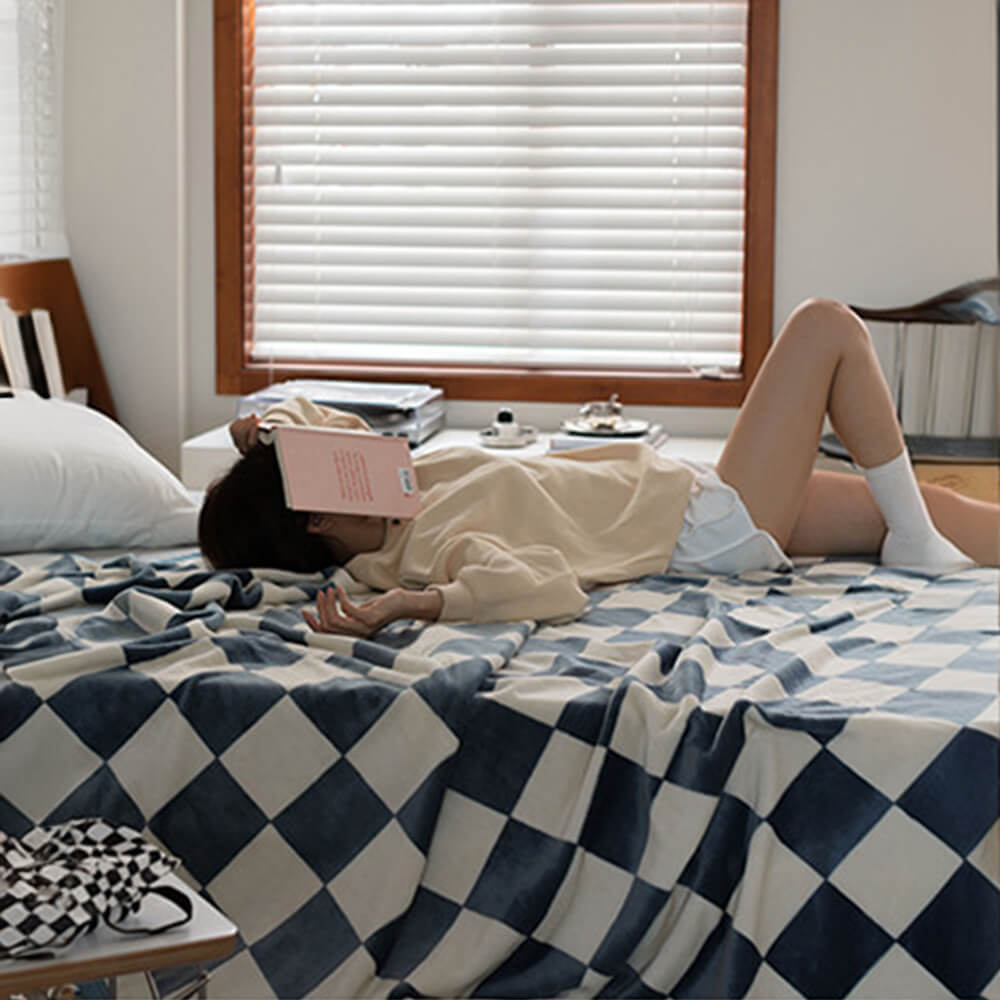 Kontrastierendes Schachbrett-Multipurpose-Flanell-Decke