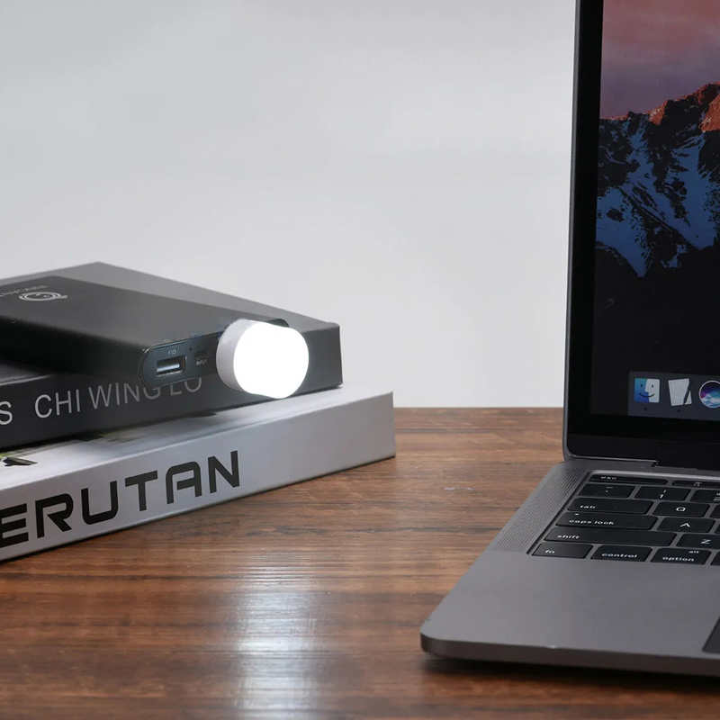 Sandsberg | USB LED Augen Schutz Kleine Nachtlampe