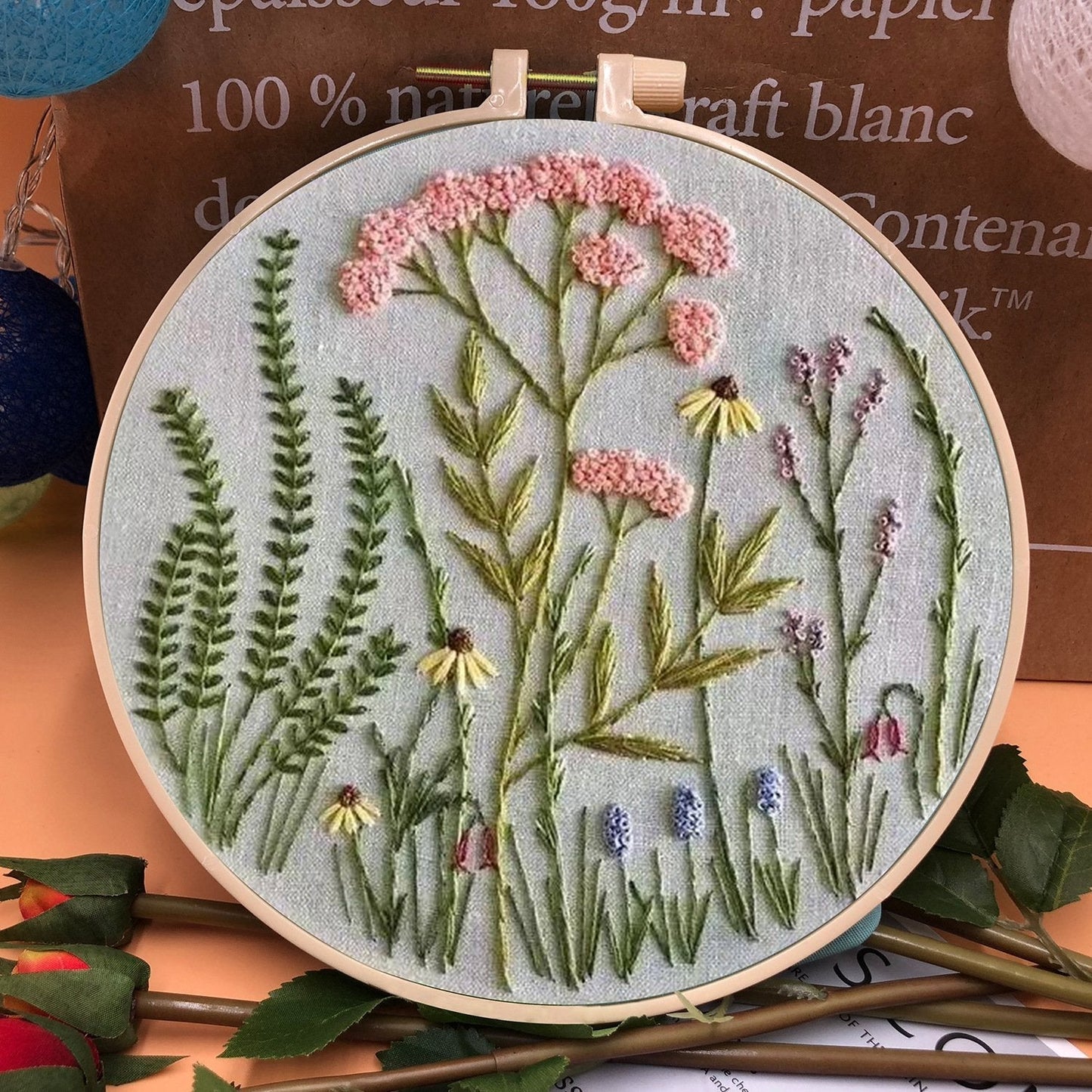 Perfektes Geschenk - Stickrahmen Blumen-Kit für Anfänger