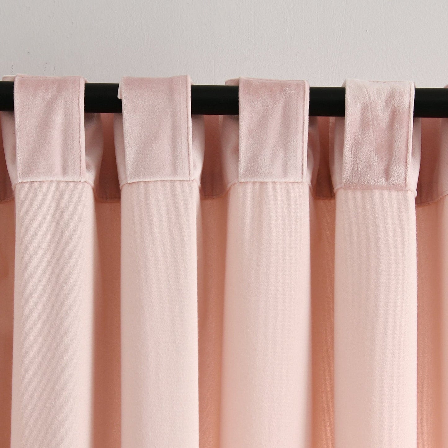 Prima Velvet Solid Back Tab Rod Pocket Lichtfilterndes Fenster Vorhangpaneel Set