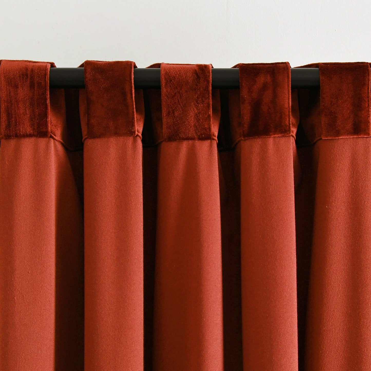 Prima Velvet Solid Back Tab Rod Pocket Lichtfilterndes Fenster Vorhangpaneel Set