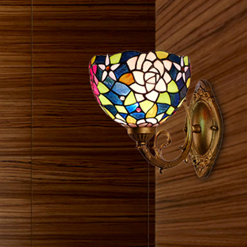 Lodge Flower Wandlampe mit gebogenem Arm 1 Licht Mini Wandbeleuchtung für das Wohnzimmer