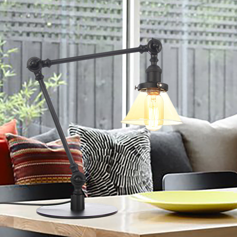 Industrieller Stil konische Tischlampe Amber/Klares Glas und Metall 1 Licht Schlafzimmer Tischlampe mit verstellbarem Arm in Schwarz/Messing