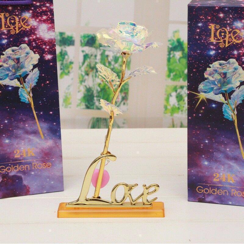 Farbige Galaxie Rose mit Liebe