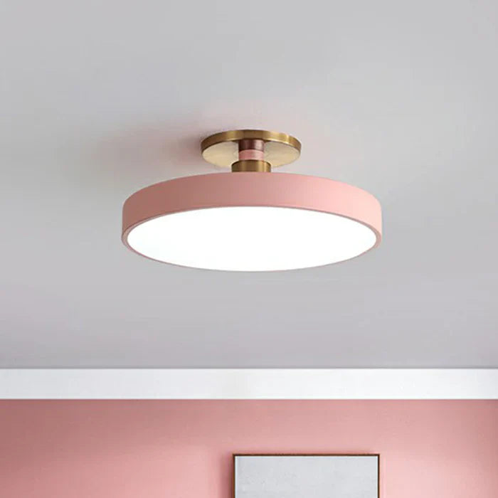 Deckenlampe im nordischen Stil - NordicaGlow
