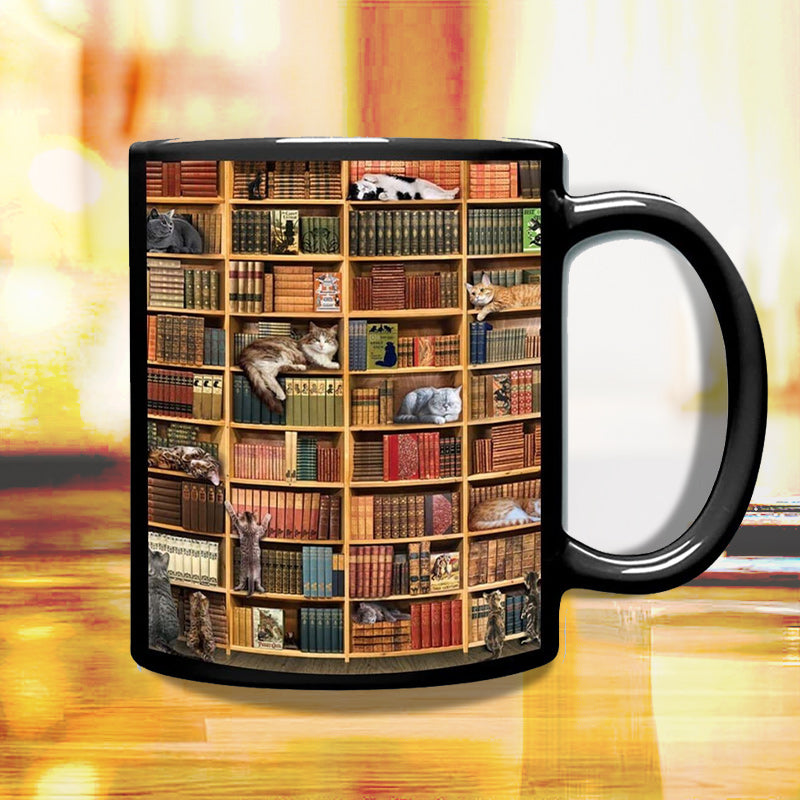 Bookself Keramik-Kaffeetasse – Geschenk für Katzenbuchliebhaber