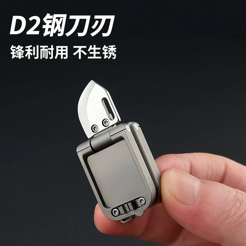 Sandsberg | Titan Mini Klapp-Schlüsselanhänger: Outdoor, Selbstverteidigung, tragbarer Expressöffner