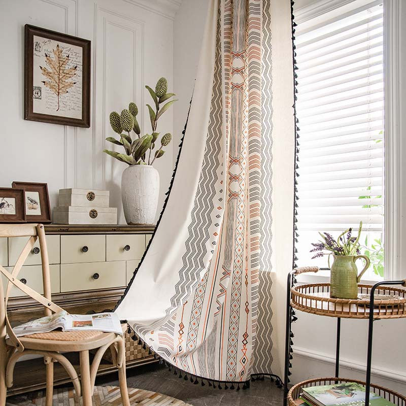 Cremefarbener, ungelochter Sonnenschutz-Vorhangstoff aus Baumwolle und Leinen im Boho-Stil