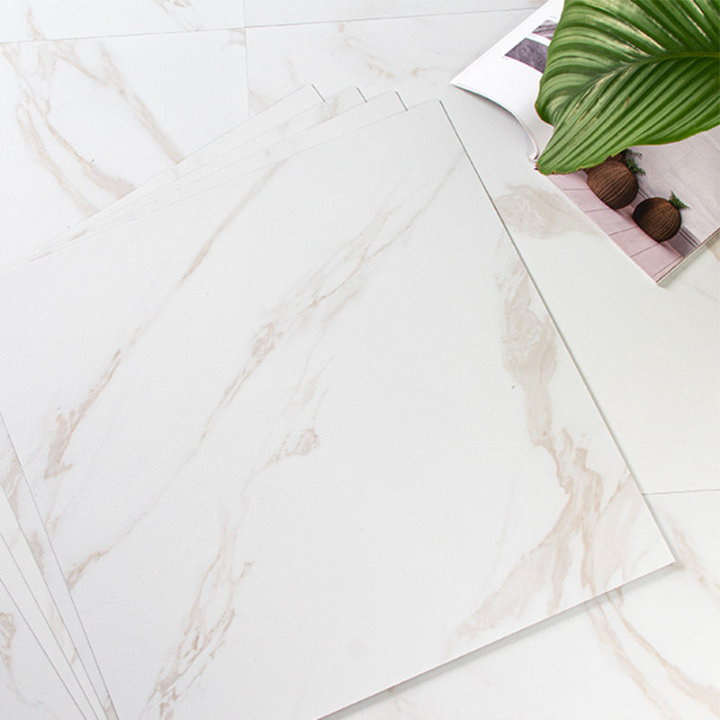 Sandsberg | Quadratische Peel & Stick Vinylboden Holzoptik PVC-Boden für das Wohnzimmer