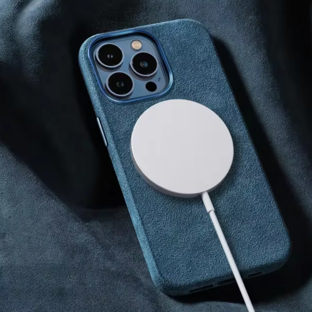 Sandsberg | iPhone MagSafe-Schutzhülle | "Alcantara"