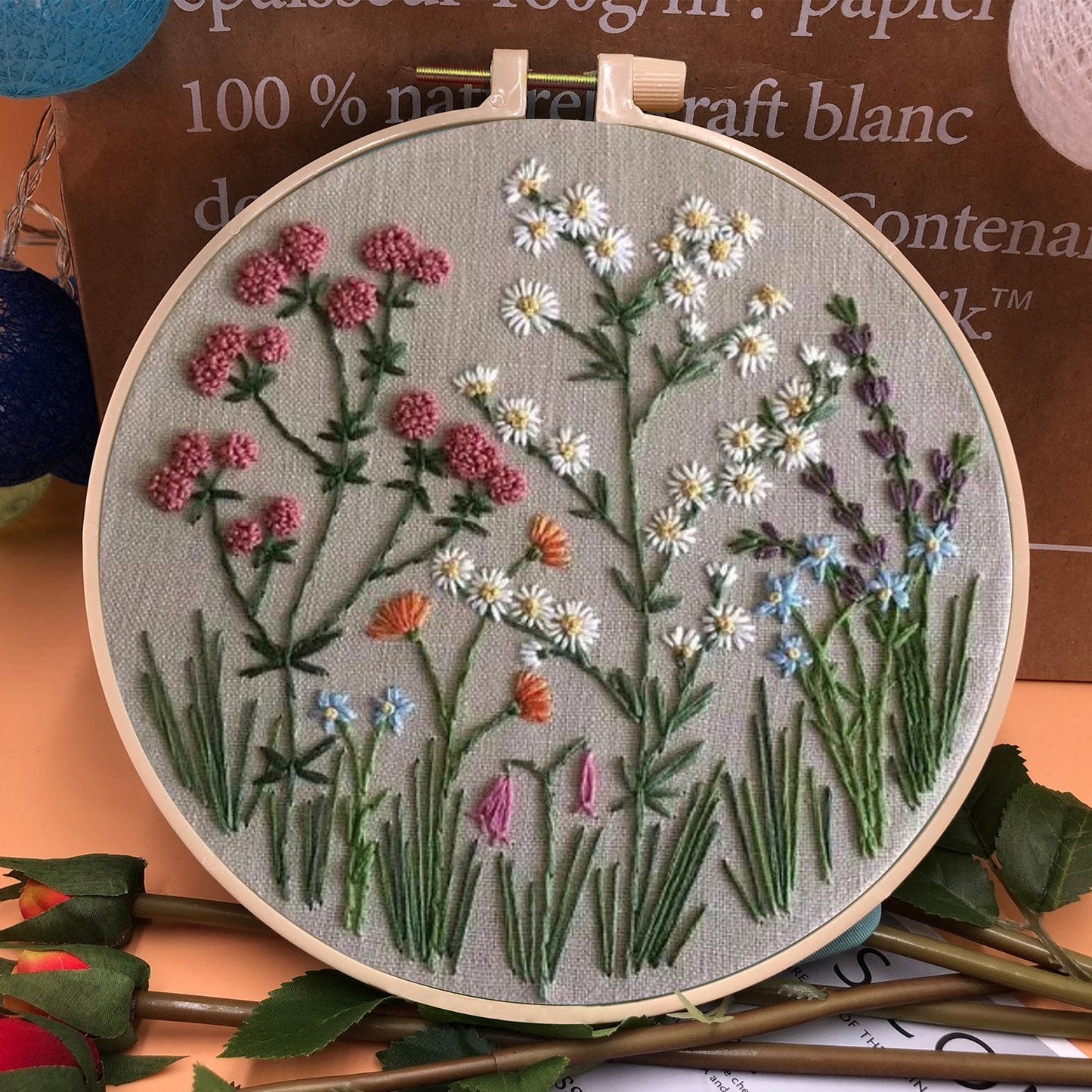 Perfektes Geschenk - Stickrahmen Blumen-Kit für Anfänger