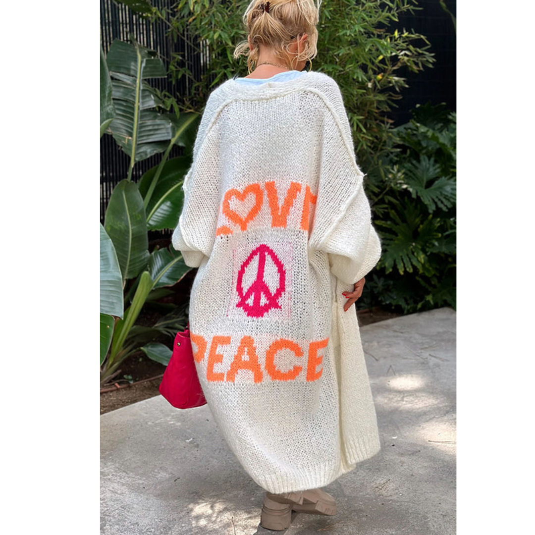 Stylische peace strickjacke