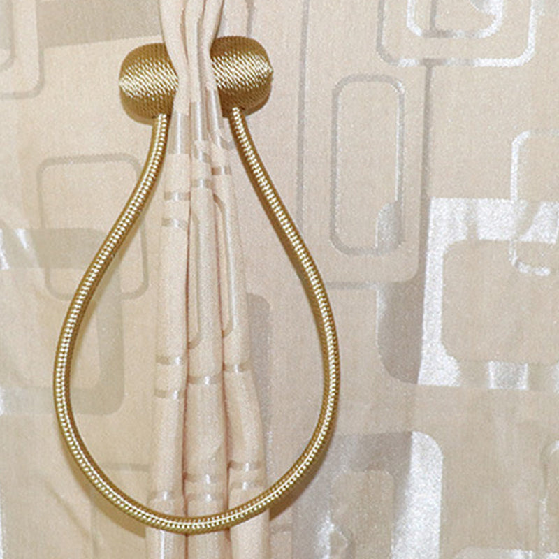 Vorhangbänder mit magnetischem Vorhangverschluss
