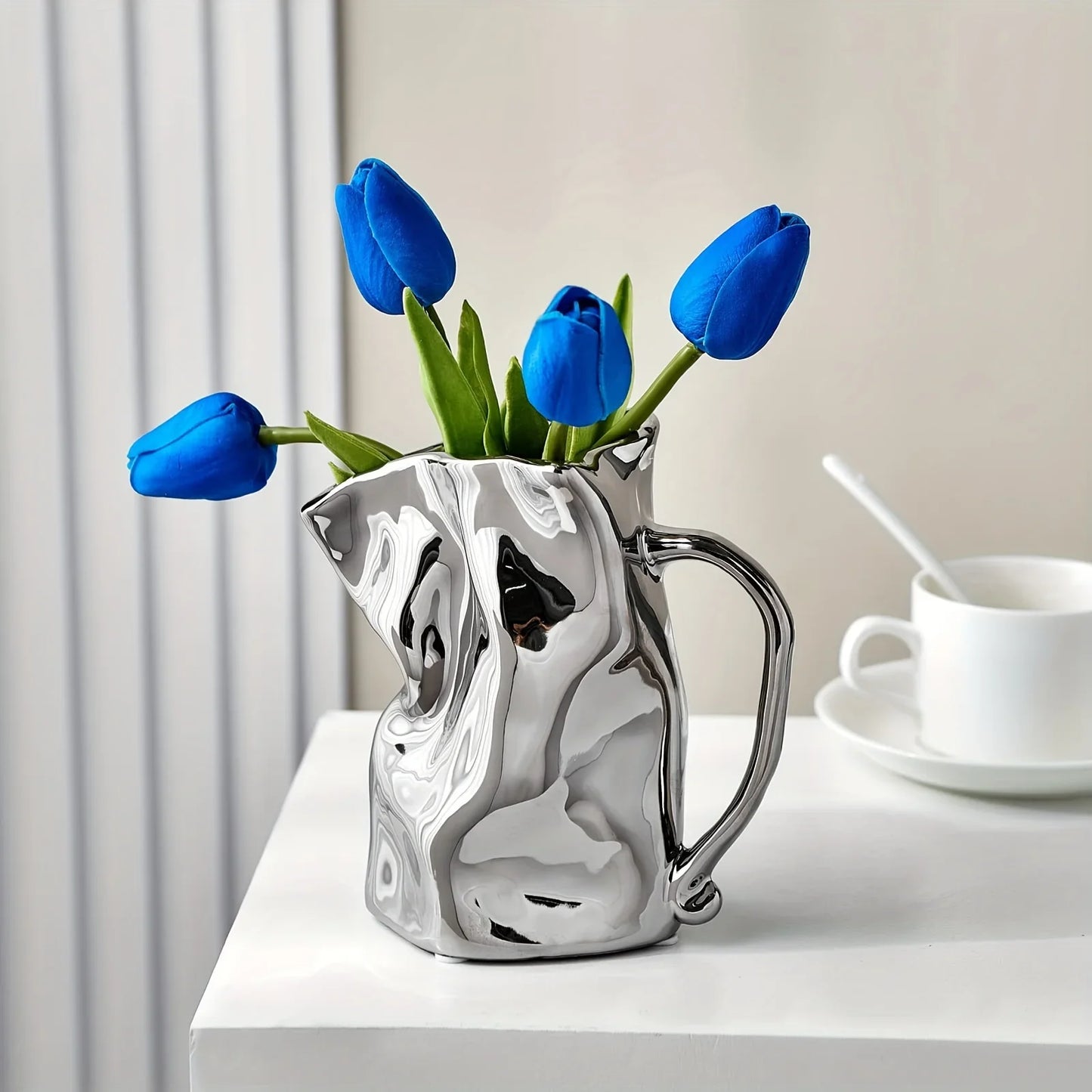 Papier Tasche Silberne Keramikvase
