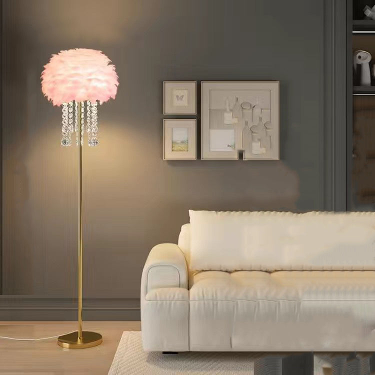 Zeitgenössische nordische Eisenfeder Kristall oval 1-Licht Stehlampe für das Wohnzimmer