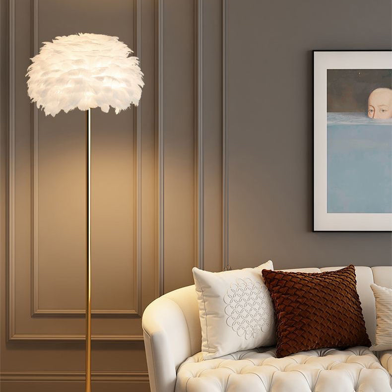 Zeitgenössische nordische Eisenfeder Kristall oval 1-Licht Stehlampe für das Wohnzimmer