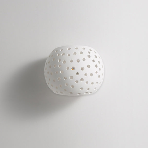 Zeitgenössische kreative Gipskugel hohl 1-Licht Wand sconce Lampe für Nachttisch