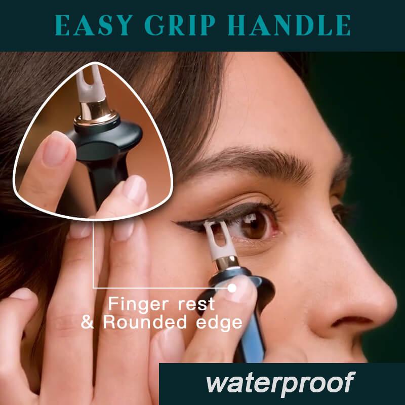 Einfacher No-Skip Eyeliner (Mit Pinsel)