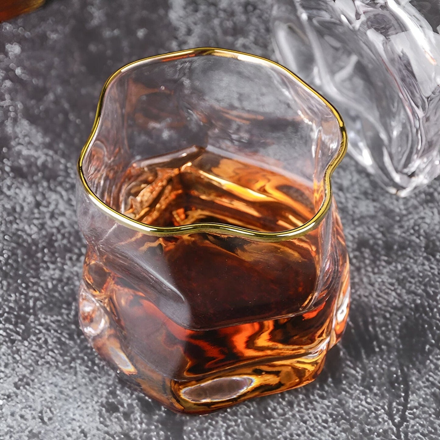 Verzerrte Form Whiskygläser