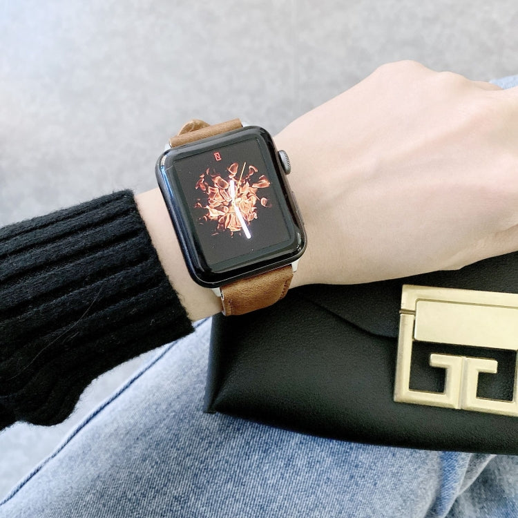 Sandsberg | Crazy Horse Textur + Flachtextil-Leder-Uhrenarmband für Apple Watch Ultra 49mm & Watch Ultra 2 49mm / Series 9 & 8 & 7 45mm / SE 3 & SE 2 & 6 & SE & 5 & 4 44mm / 3 & 2 & 1 42mm (Dunkelbraun)