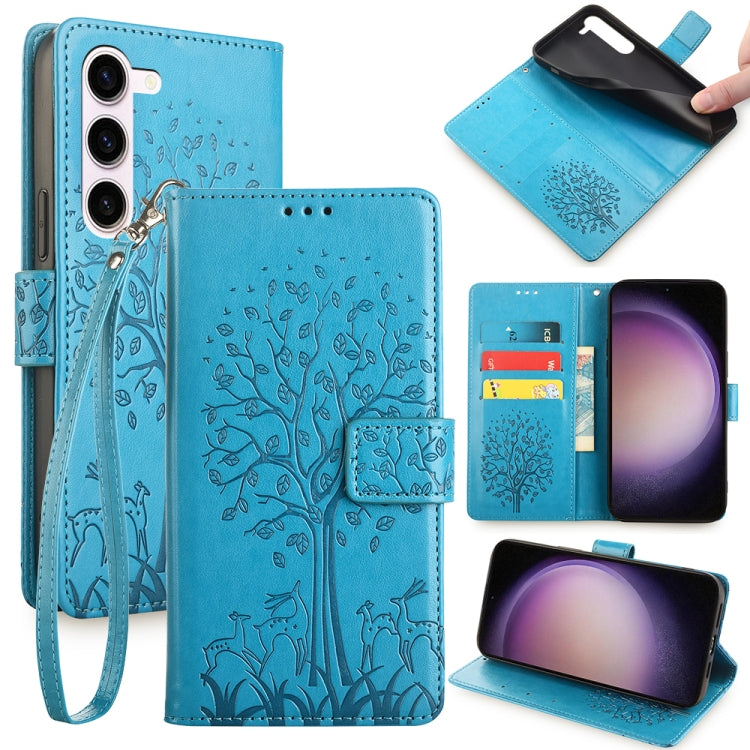 Sandsberg | Für Samsung Galaxy S23 5G Baum & Hirsch Prägung Leder Handyhülle (Blau)
