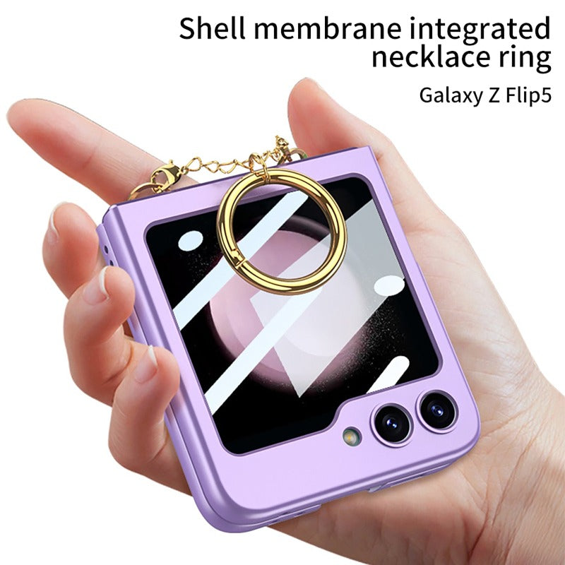 Luxuriöse Handyhülle mit Halskette und Ringhalter und Displayschutzfolie auf der Rückseite für Samsung Galaxy Z Flip 5