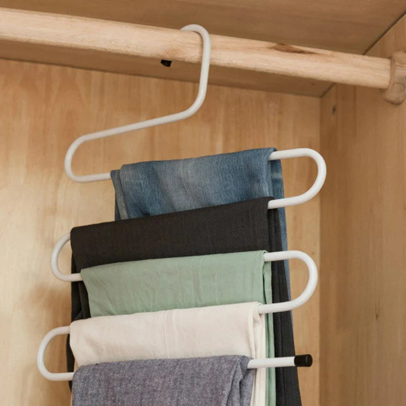 5-lagiges S-förmiges Gestell - Platzsparend im Kleiderschrank (1 +1 GRATUIT)