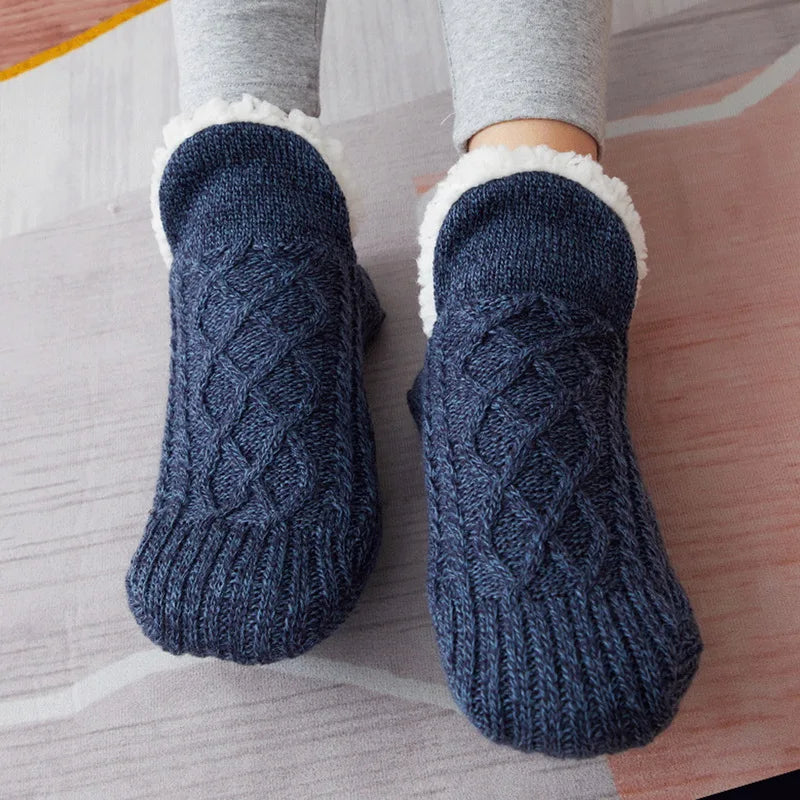 CozyGrip | Bequeme winterwarme Plüsch-Hausschuhe