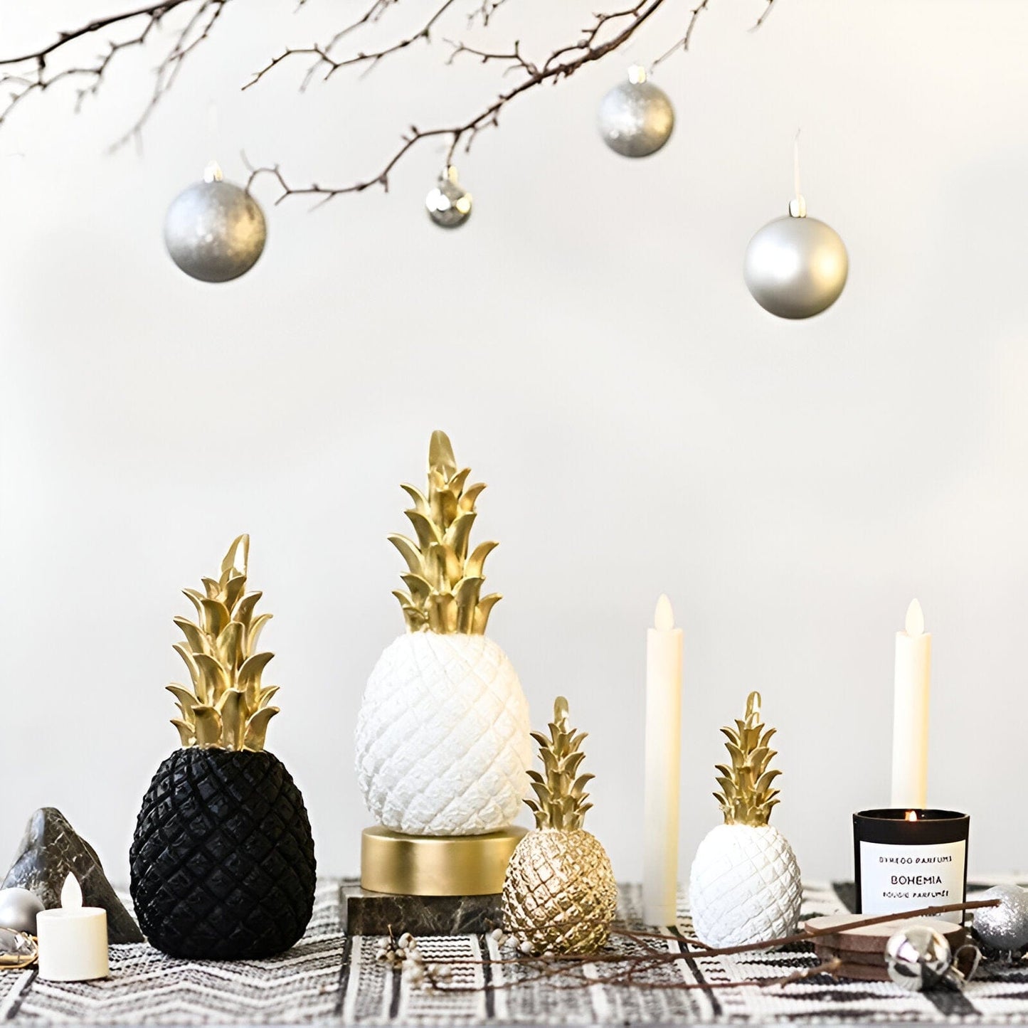 Goldene Ananas Pflanzenornamente