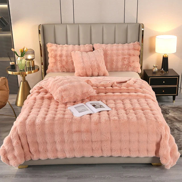 CozyCloud Decke | Weiches Faux-Fur | Luxuriöser Komfort | Stilvolles Wohnaccessoire