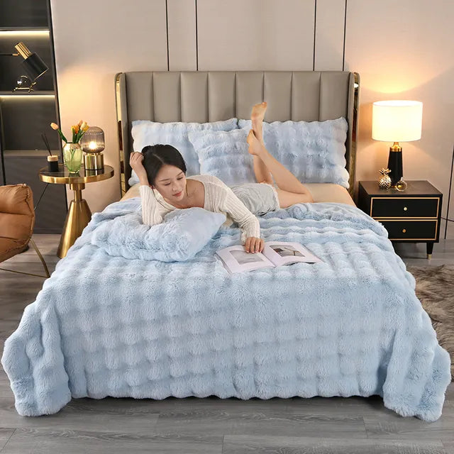 CozyCloud Decke | Weiches Faux-Fur | Luxuriöser Komfort | Stilvolles Wohnaccessoire