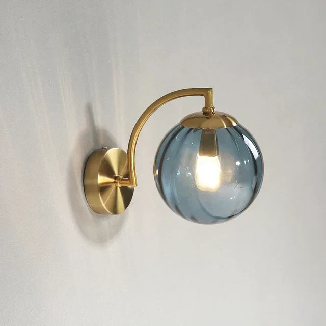 Sandsberg | Luxe Moderne Wandleuchte aus Glas – CrystalGlow