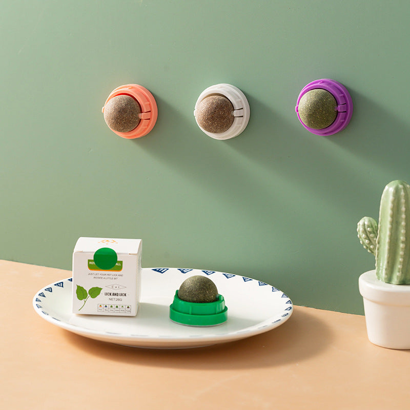 Sandsberg | Zähneknirschende, bissfeste Katzenminzebällchen