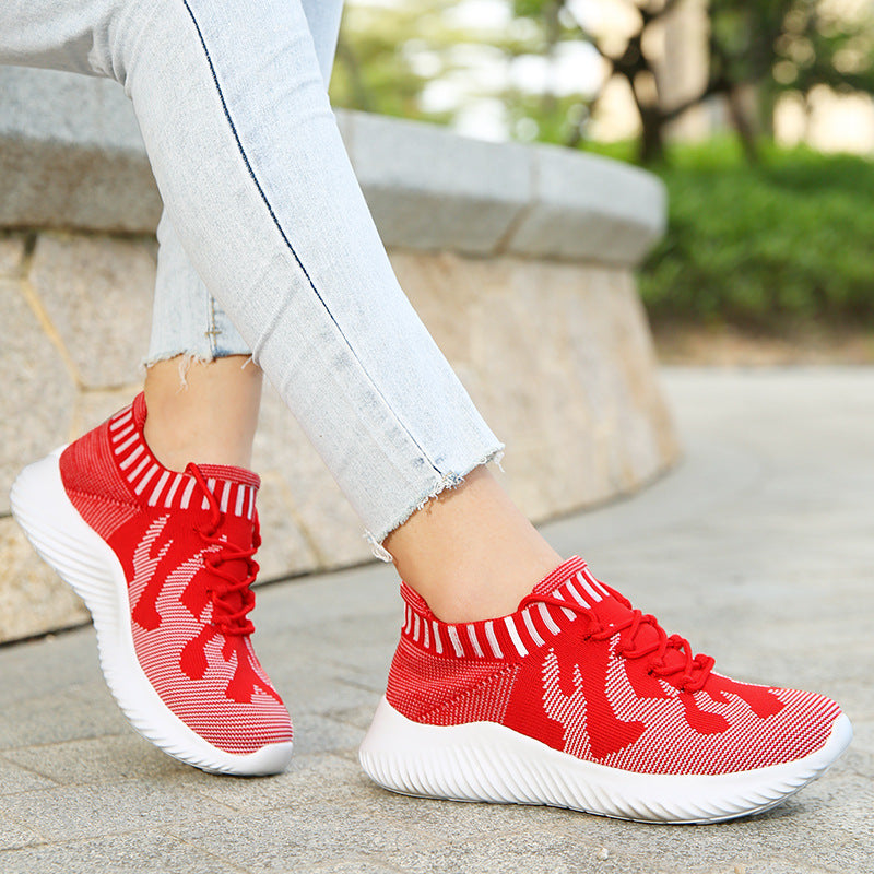 Atmungsaktive, leichte Sneakers zum Schnüren