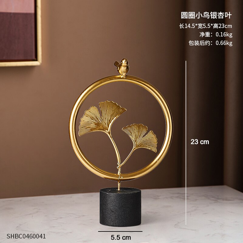 Goldene dekorative Tierstatue