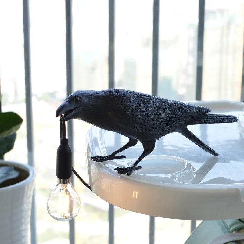 Moderne Lucky Bird Tischlampe – Kreatives Harz Tierdesign für Schlafzimmer und Wohnzimmer