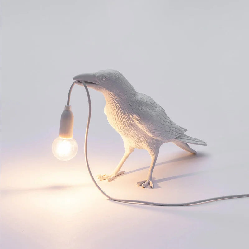 Moderne Lucky Bird Tischlampe – Kreatives Harz Tierdesign für Schlafzimmer und Wohnzimmer
