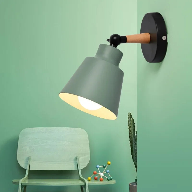 Nordic LED Wandleuchte – Minimalistisches Massivholz-Design für Schlafzimmer, Wohnzimmer und Flur – Moderne dekorative Beleuchtung mit E27-Sockel
