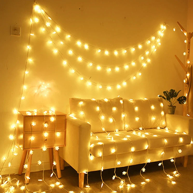 Sandsberg | 1/3/6M LED Schneeflocken Lichterkette Batterie/USB Strom Kupferdraht Girlande Licht Neujahr Garten Hochzeit Wohnzimmer Dekoration