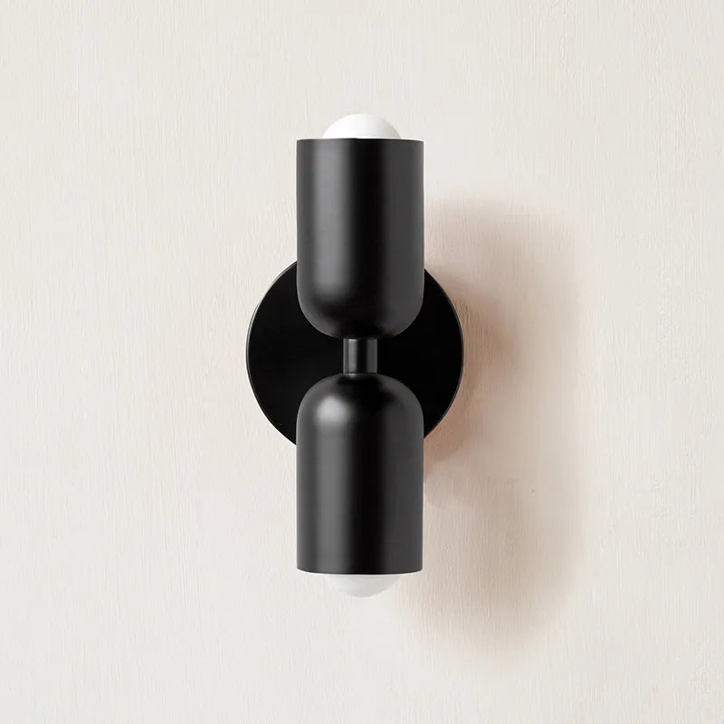 Sandsberg Doppelköpfe Wandlampe Schwarze Basis